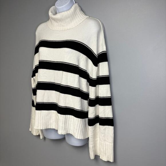 Laundry Black White Stripe Cozy Wide Sleeve Turtleneck Sweater Womens Sz L - Picture 2 of 5